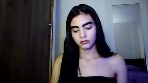 Snapshot of dulce_lucero chatting on September 13, 8:08 pm dulce_lucero online show from September 13, 8:08 pm