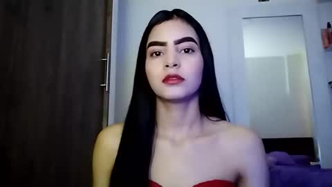 Snapshot of dulce_lucero chatting on September 21, 4:41 pm dulce_lucero online show from September 21, 4:41 pm