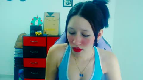 dulce_mauren online show from November 22, 7:07 am