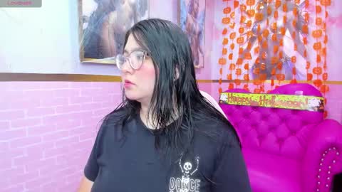 Dulce  online show from October 30, 10:38 am