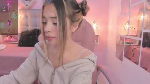 Dulce  online show from February 20, 7:03 pm