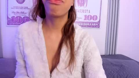 dulce_quintana online show from October 27, 12:20 pm