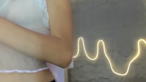 dulce_quintana online show from December 19, 12:23 pm