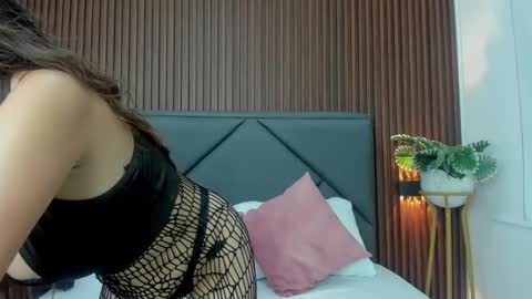 Snapshot of dulce_victoriaa_ chatting on February 11, 1:20 pm V I C T O R I A online show from February 11, 1:20 pm