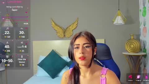 Snapshot of dulce_victoriaa_ chatting on February 24, 12:37 pm V I C T O R I A online show from February 24, 12:37 pm
