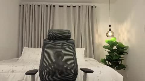 Amara online show from June 10, 11:31 am