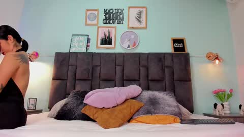 Snapshot of dulceaurora_ chatting on March 7, 2:46 am DULCE AURORA online show from March 7, 2:46 am