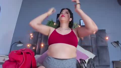 DULCE AURORA online show from July 6, 1:02 am
