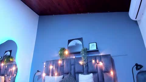 DULCE AURORA online show from July 29, 2:43 am