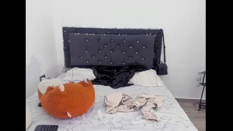 Snapshot of dulcelife49 chatting on March 8, 7:28 pm Dulce online show from March 8, 7:28 pm