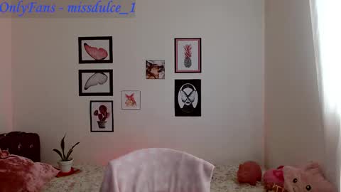 Dulce online show from November 25, 8:31 pm