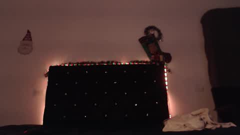 Snapshot of dulcepasion2025 chatting on December 16, 7:30 pm dulce online show from December 16, 7:30 pm