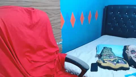 dulcesdemaria online show from May 19, 1:56 am