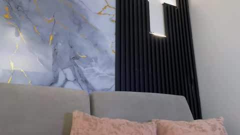 Dulce online show from February 7, 4:38 am