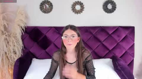 dulcevela online show from March 6, 4:30 am