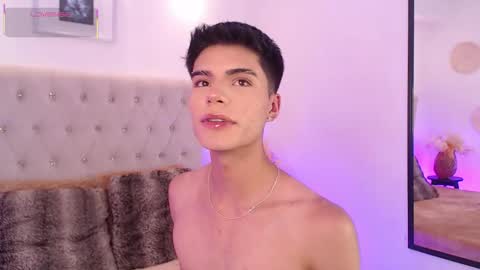 Dulcey online show from December 4, 4:22 am