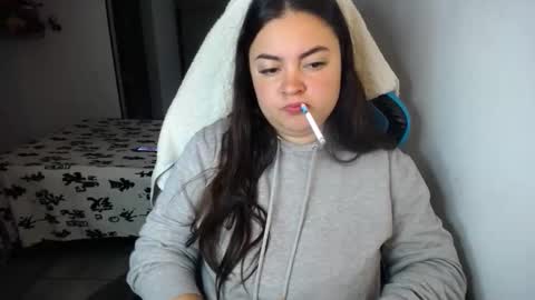 Nicole   online show from October 16, 8:04 am