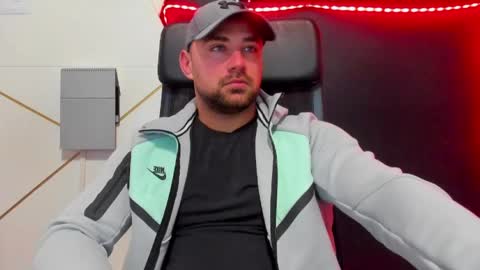 DuncanStone online show from March 13, 5:03 am