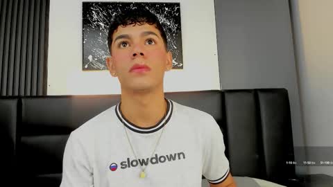 Thomas and Noah online show from October 15, 12:27 pm