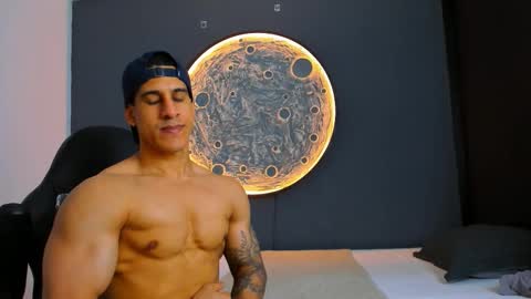 duran_dhikol1 online show from November 2, 12:35 am