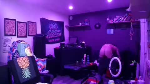 Snapshot of durfmanx chatting on November 16, 6:52 am durfmanX online show from November 16, 6:52 am