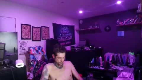 Snapshot of durfmanx chatting on February 7, 6:17 am durfmanX online show from February 7, 6:17 am