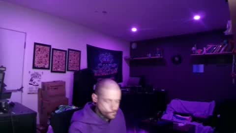 Snapshot of durfmanx chatting on February 16, 10:55 am durfmanX online show from February 16, 10:55 am