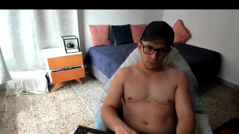 Snapshot of durojall chatting on March 24, 6:13 pm Hander online show from March 24, 6:13 pm