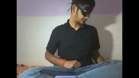 dusky_aarav online show from December 16, 11:10 pm