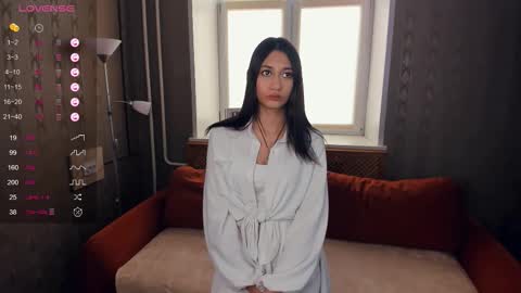 Dina online show from September 15, 2:28 pm