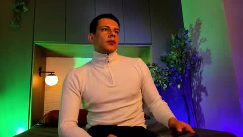 Dustin Sonne online show from January 11, 3:33 am