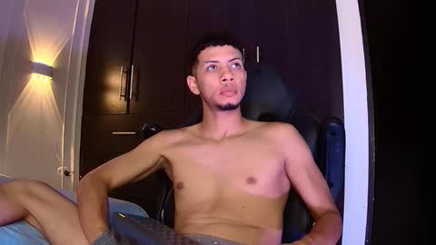 dustinandjordan online show from January 10, 11:53 pm