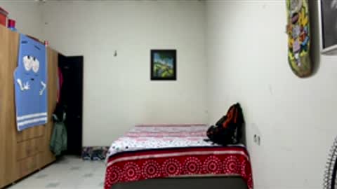 Snapshot of dustindollin_ chatting on March 17, 5:16 pm Dustin Dollin online show from March 17, 5:16 pm