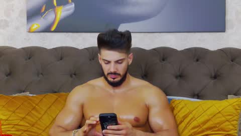 Dustin online show from February 21, 10:59 pm