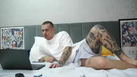 Dustyn online show from September 16, 6:25 am