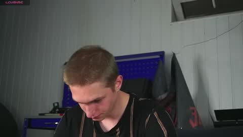 Dustyn online show from October 7, 4:37 pm