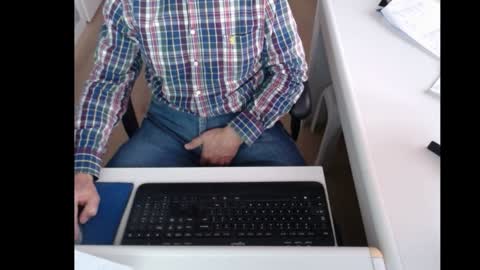 dutchpornking2 online show from December 29, 8:44 am