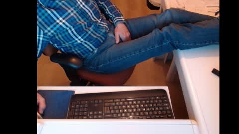 dutchpornking2 online show from January 14, 6:49 pm