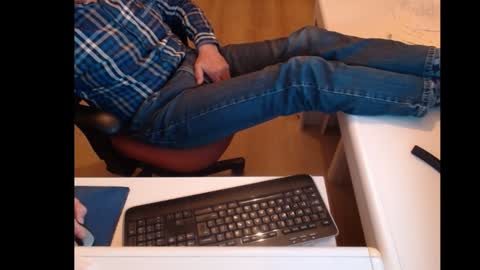 dutchpornking2 online show from January 18, 7:58 pm