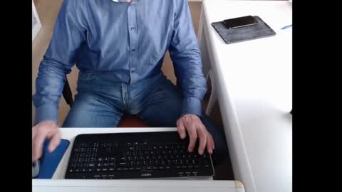 dutchpornking2 online show from October 5, 7:07 am