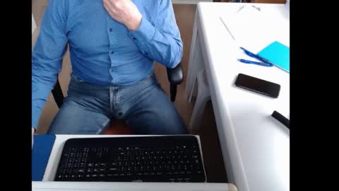 dutchpornking2 online show from October 29, 8:38 am