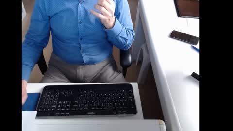 dutchpornking2 online show from December 5, 9:18 am