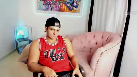 dwayne_esteven10 online show from January 31, 10:08 pm