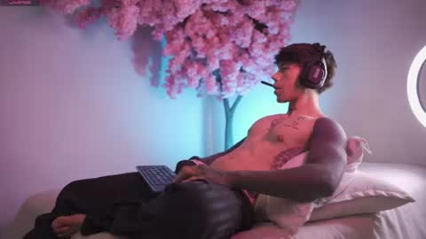 Dwayne xx online show from July 16, 1:22 am