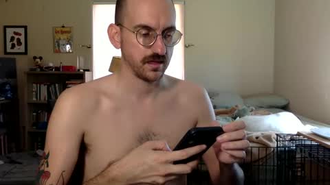 dwdw59 online show from October 6, 7:55 pm