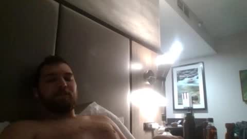 Snapshot of dweeb26 chatting on February 19, 4:08 am dweeb26 online show from February 19, 4:08 am