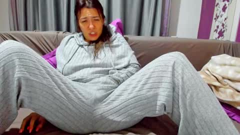Snapshot of dyanakaylin chatting on February 19, 9:14 pm dayana online show from February 19, 9:14 pm