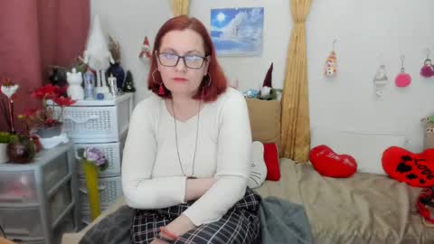 Snapshot of dyannelovee chatting on January 16, 6:03 am Dyanne online show from January 16, 6:03 am