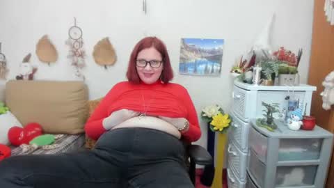 Snapshot of dyannelovee chatting on February 24, 2:48 pm Dyanne online show from February 24, 2:48 pm