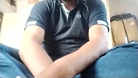 Snapshot of dyccc chatting on March 1, 10:39 am Rockhandsome online show from March 1, 10:39 am